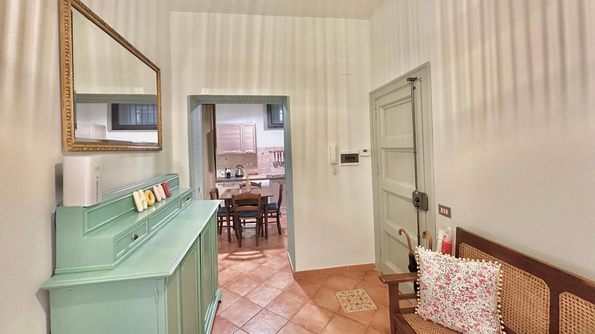 Casetta Nene - Palermo Centrocitta - Intero Appartamento 0*,  Italië